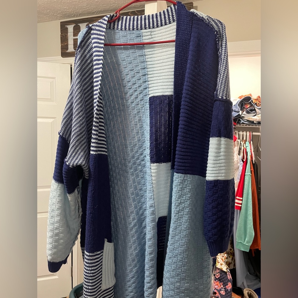 Different color blue cardigan size 1x